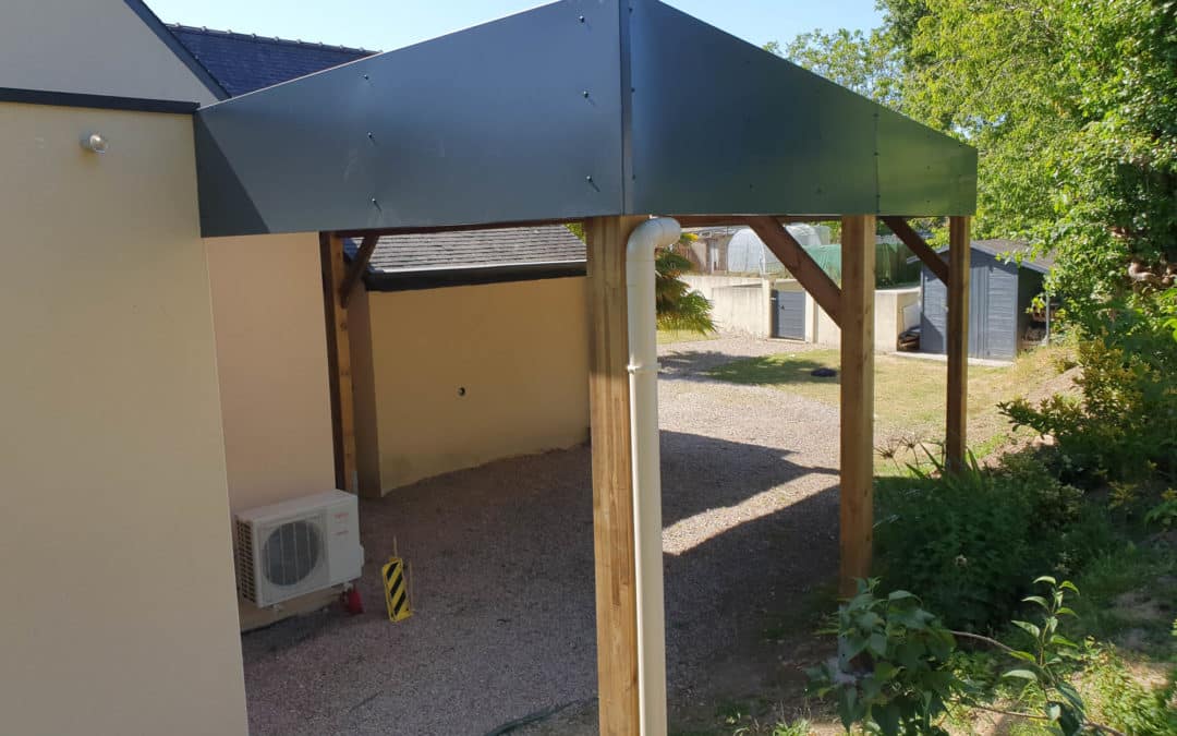 Réalisation d’un carport en bois avec une finition…