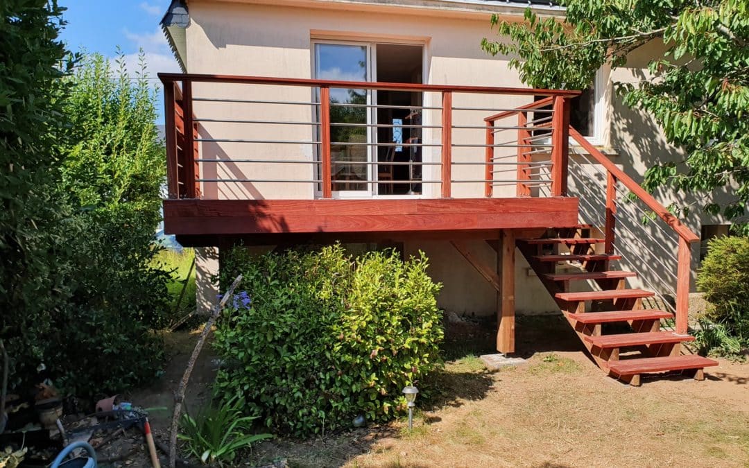 Réalisation d’une terrasse en hauteur et d’un esca…