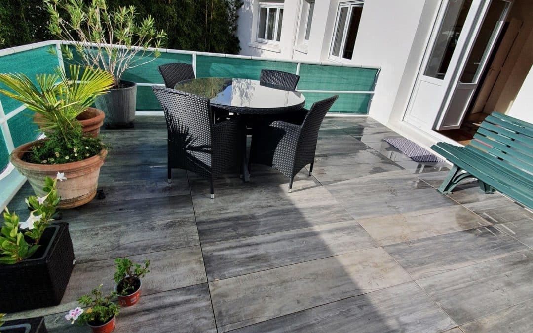 Réalisation d’une terrasse sur étanchéité en carre…