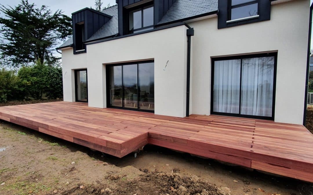 Réalisation d’une terrasse sur vis de sol en Padou…