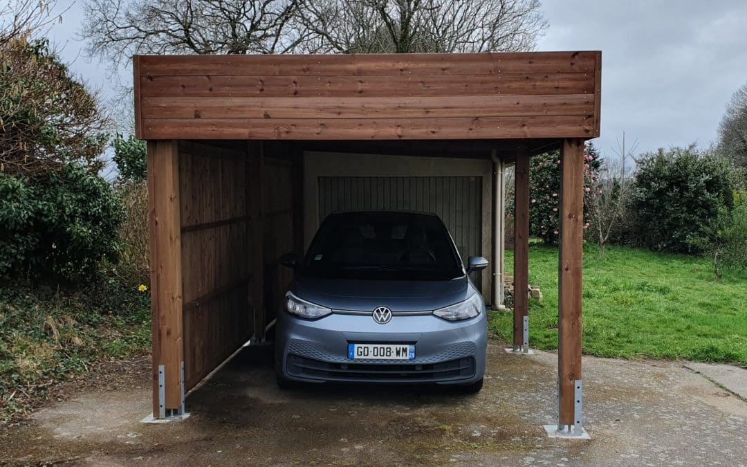 Réalisation d’un carport en bois avec bardage.