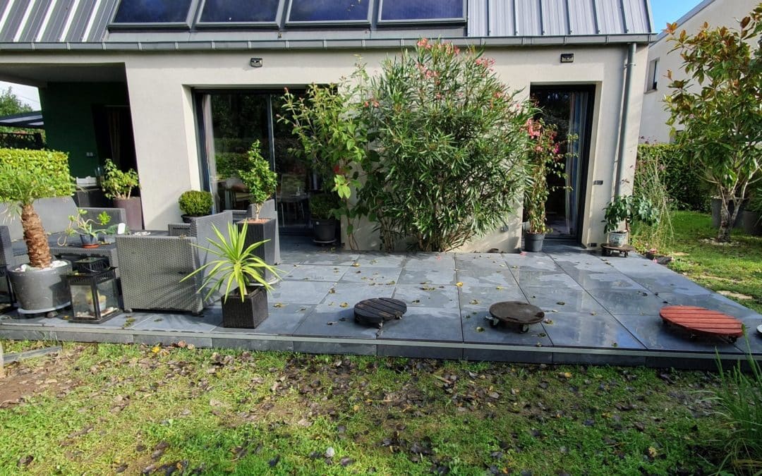 Réalisation d’une terrasse en carrelage, et d’un c…