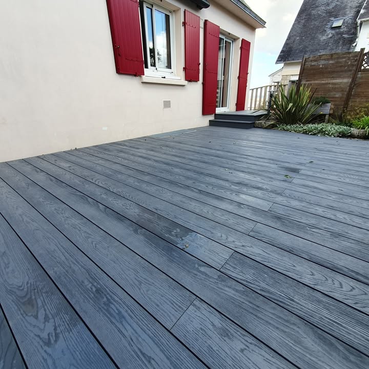 Nouvelle realisation dune terrasse elegante et durable en Millboard 1 1241473567784126 - ✨ Nouvelle réalisation d'une terrasse élégante et durable en Millboard...